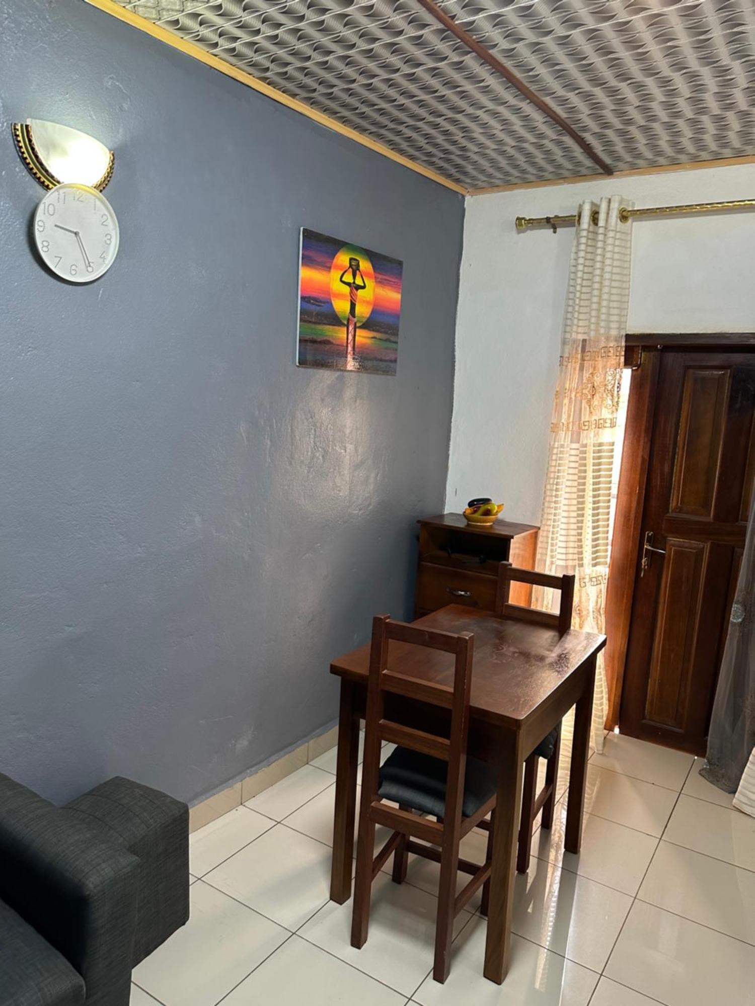 Les Logis De Nouvelle Route Bastos Apartment Yaounde Bagian luar foto